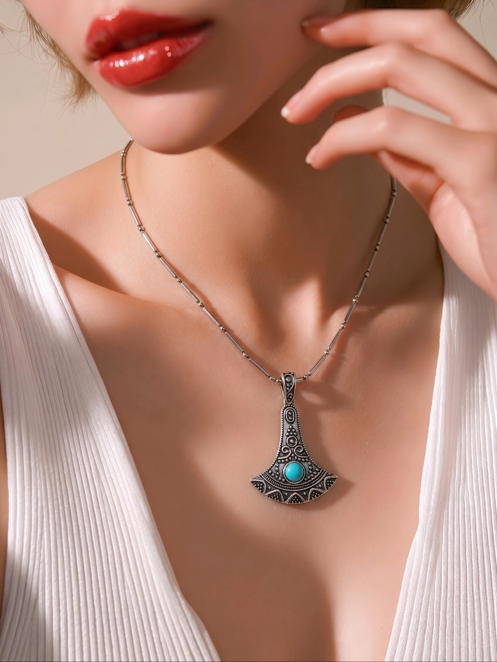 NWT Silver-Tone Faux Turquoise Pendant Necklace - Vintage Boho Look 20"